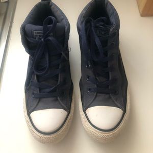 Converse size 8